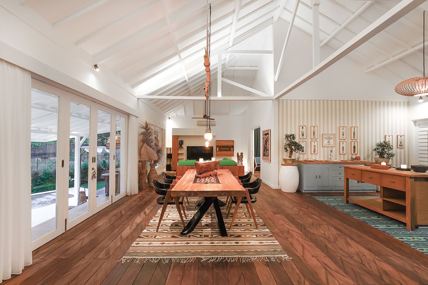 CARIBBEAN COASTAL VILLA